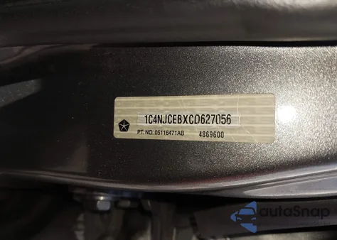 2012 Jeep Compass Latitude из США, поврежденный, VIN 1C4NJCEBXCD627056